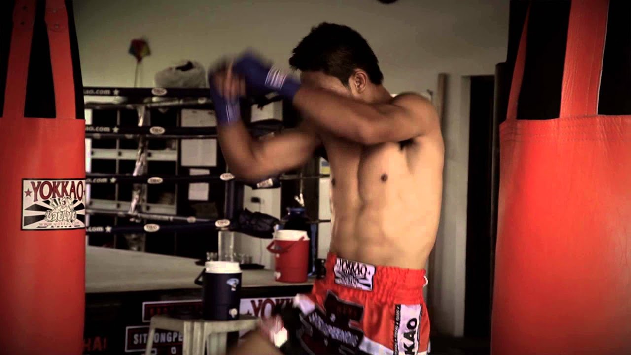 Kem Sitsongpeenong POWER TRAINING for Yokkao Extreme 2013 - @yokkaoboxing