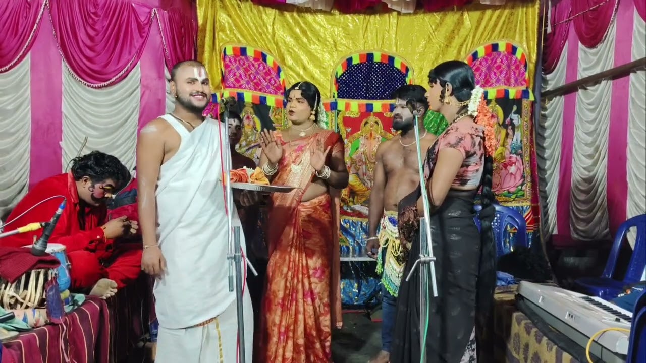 చిన్నమ్మ కథలో!! వేద బ్రాహ్మణులు!! పార్ట్ (2) 