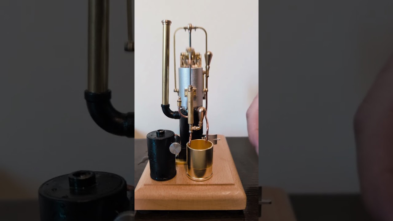 Stirling Engine R02 model hot air stationary engine