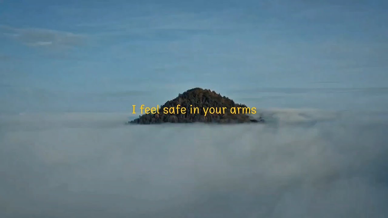 Nairda - I Feel Safe In Your Arms (Official Visualizer)