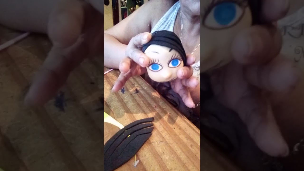 Peinado. en chongo para fofucha.