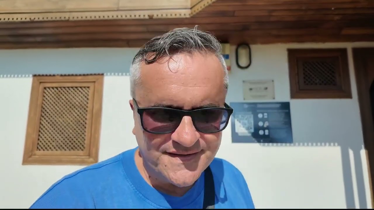 Eminagića konak in Tešanj - Fußweg und Erklärung zum Haus einer bosnischen Adelsfamilie