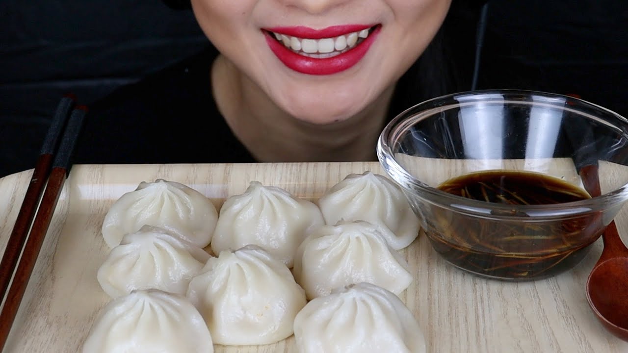 ASMR SOUP DUMPLINGS *XLB* 小籠包 (EATING SOUNDS) MUKBANG *NO TALKING* | wendyasmr