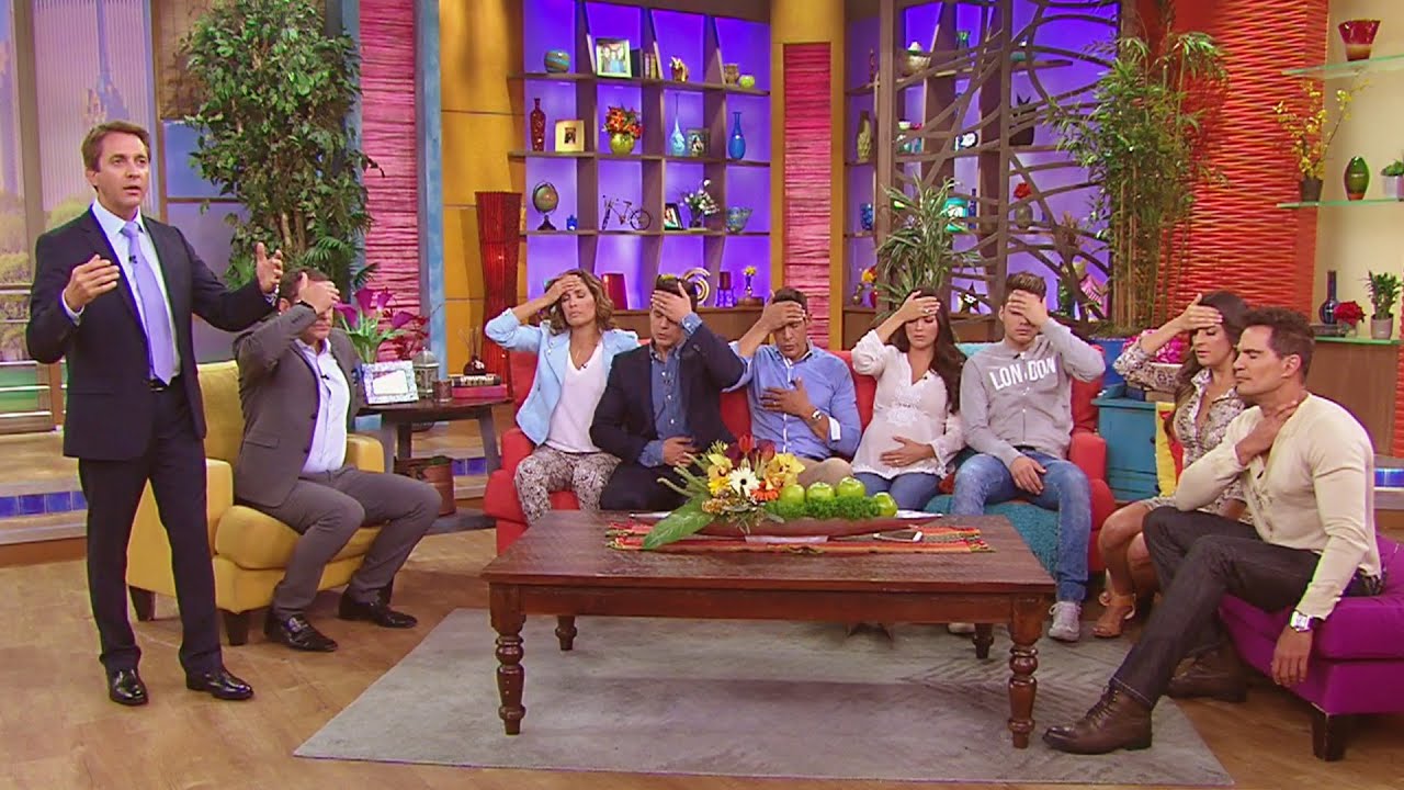 Tony Kamo cur&oacute; los dolores de todos en Despierta Am&eacute;rica con su hipnosis