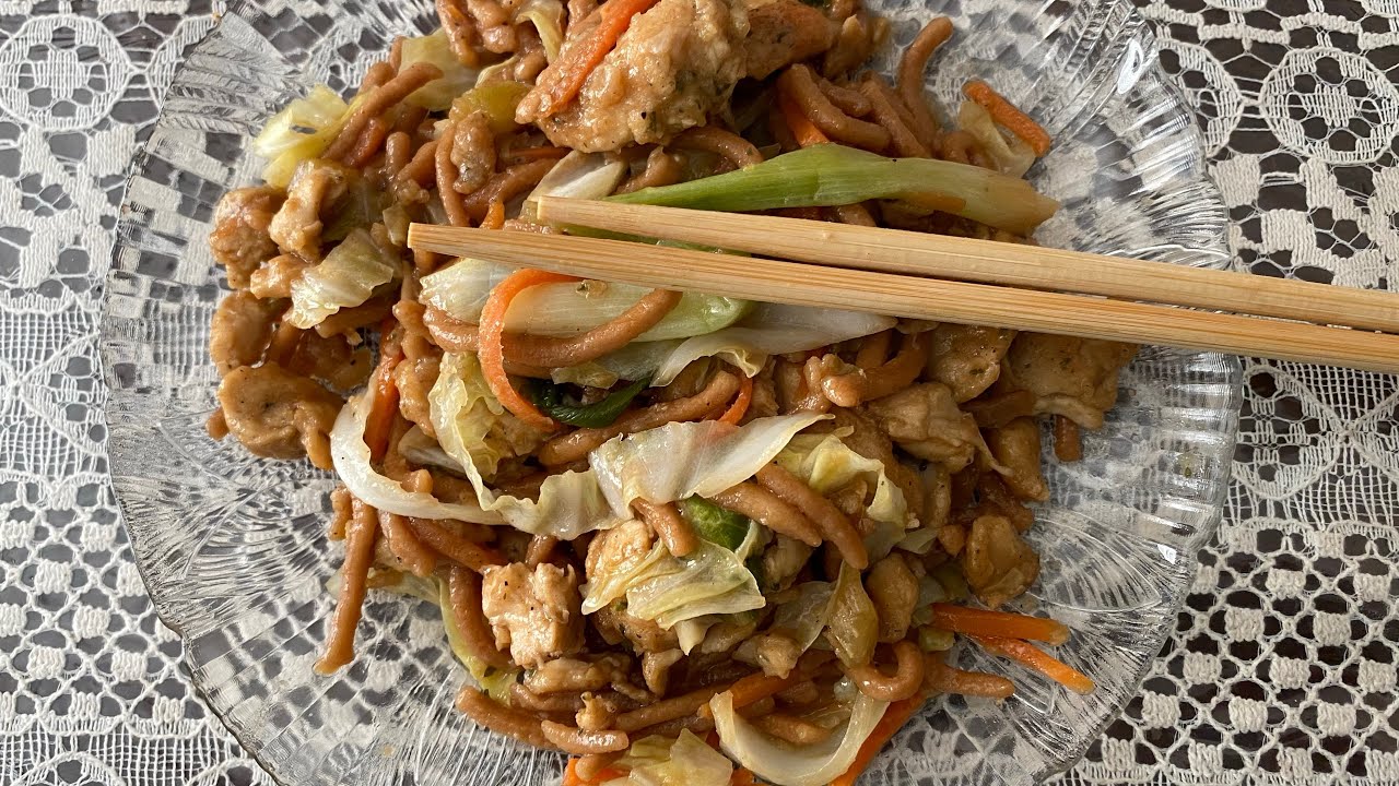 How to Make: Chicken Chow Mein 