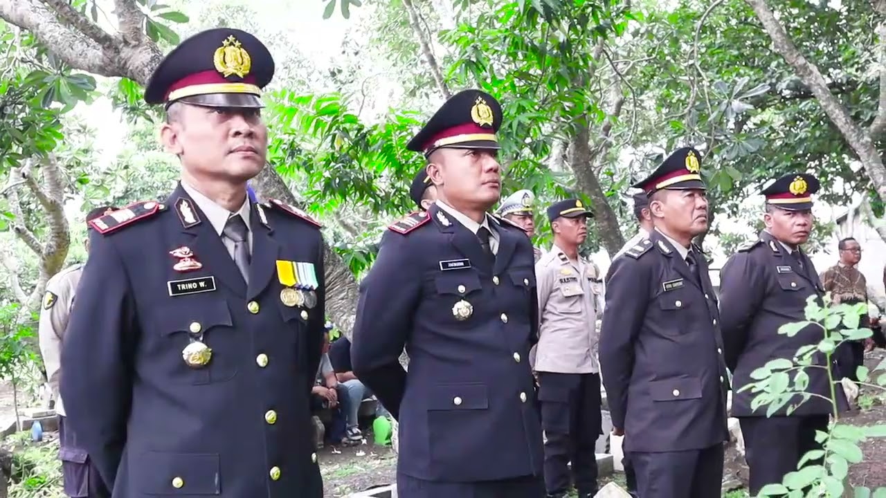 Upacara Pemakaman Anggota Polri (Alm) Iptu Sutrisno, S.E Polres Pemalang