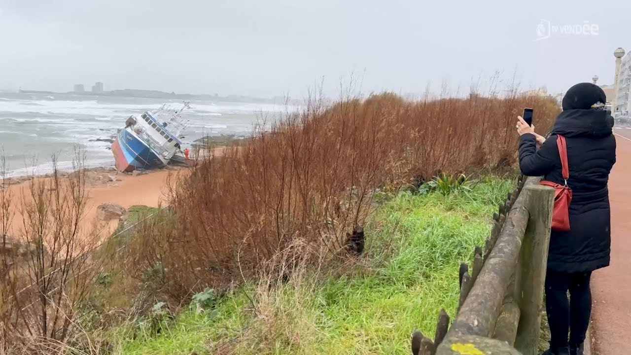 Une vigilance accrue autour du Santa Anna Maria échoué plage des Présidents