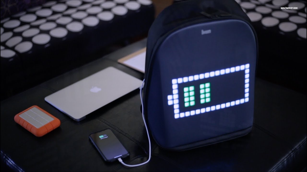 Divoom Pixoo Backpack with LED Display (Standard Black)