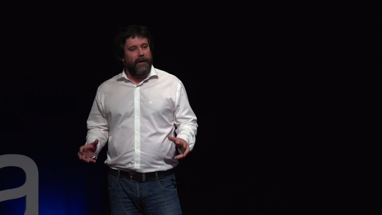 Las mentiras que nos son útiles | Néstor Guerra | TEDxTarragona