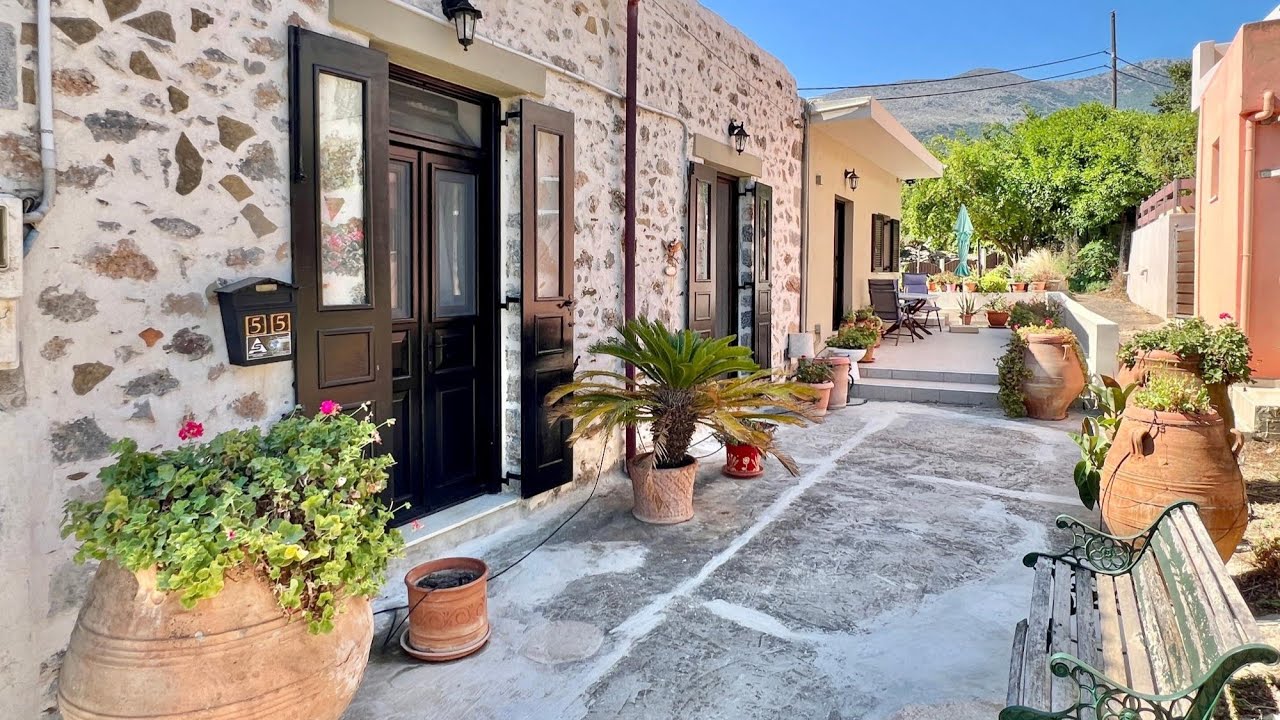 Charming Village house with garden in Latsida, near Neapoli - HLAT8