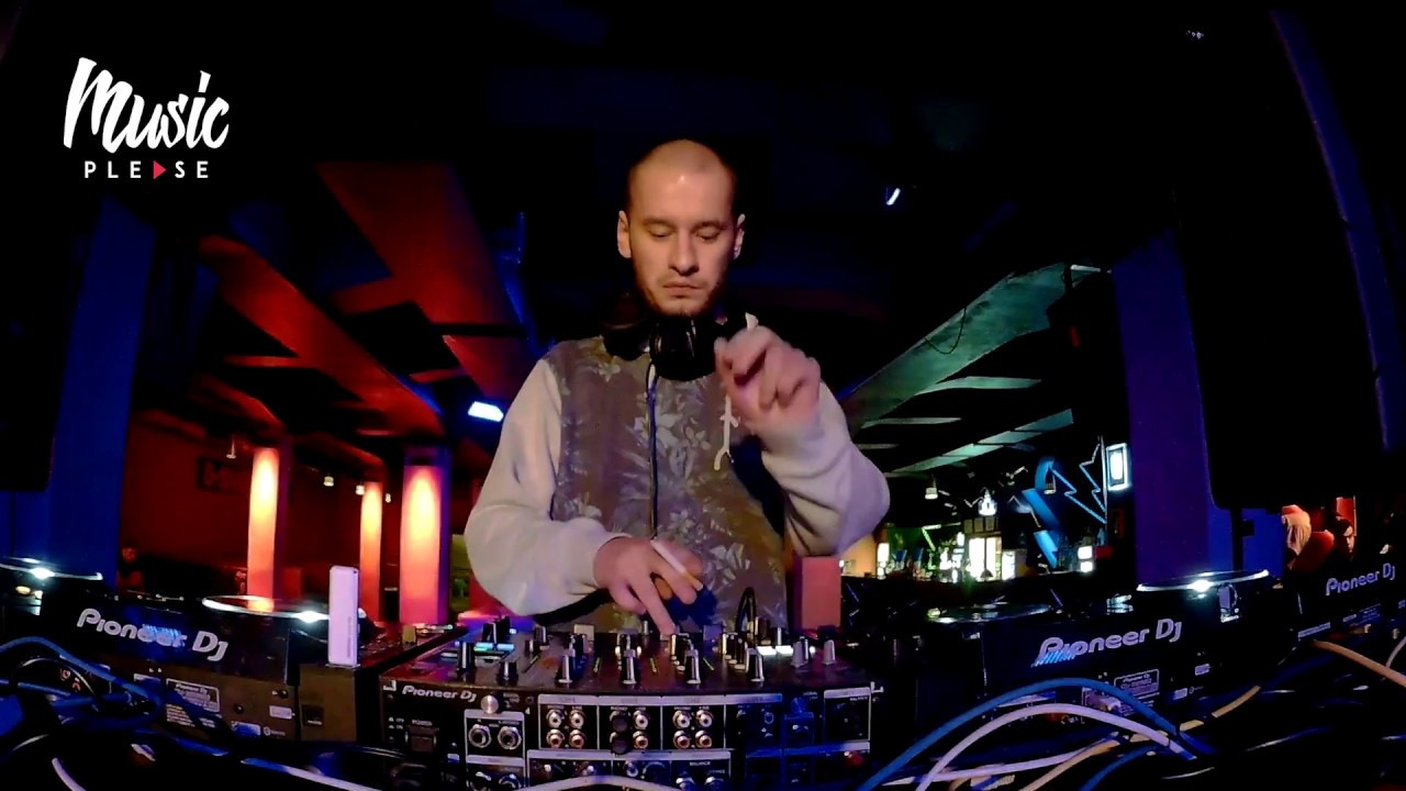 dj CHUCK | Storm club