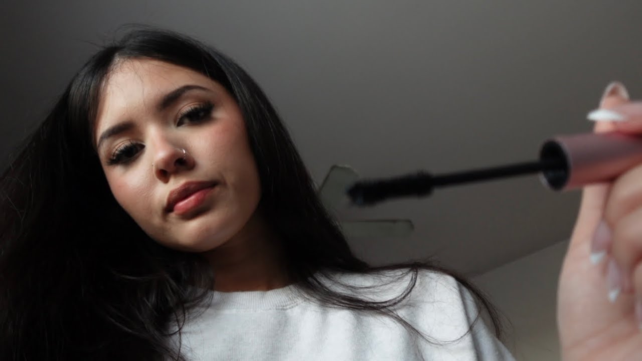 ASMR | doing your eye makeup 💄 mascara & eyeliner 💕