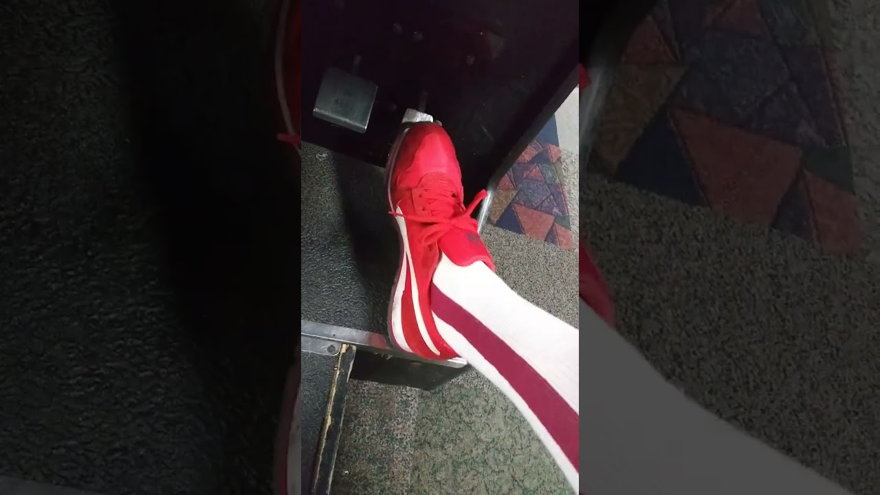 pumping the car race arcade game pedal #pumasneakers #onfoot #malesneakers