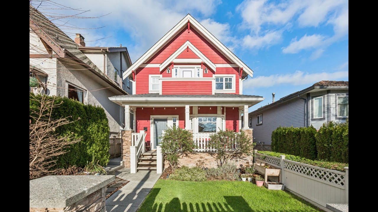 2163 Napier St, Vancouver