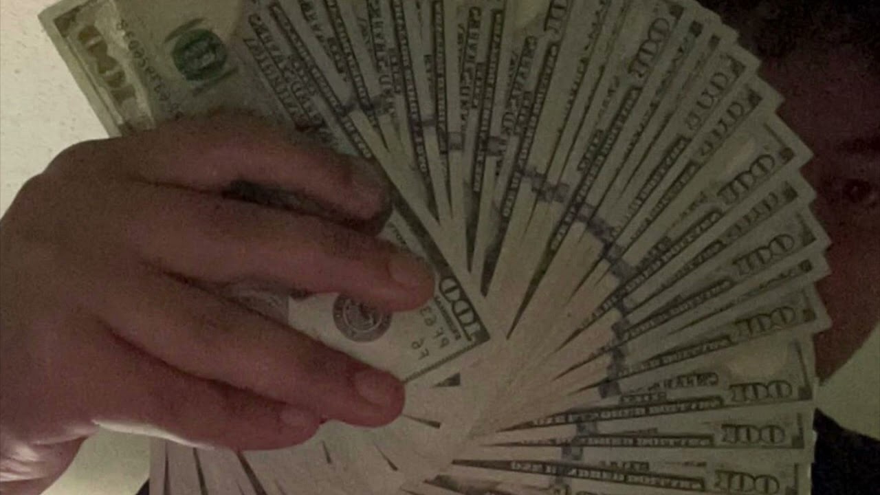 Count The Bucks up (Money EveryDay)