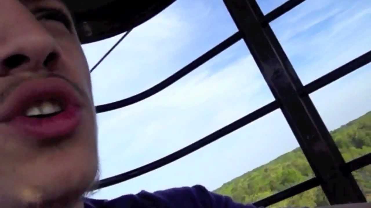 TRyHaRDgaMeRx Goes To Six Flags