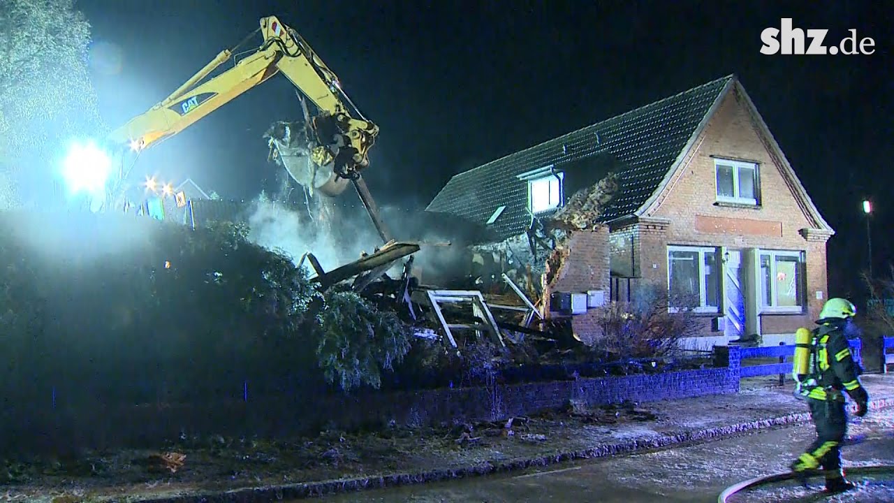 Fünf Verletzte nach Explosion in Einfamilienhaus in Osterrönfeld