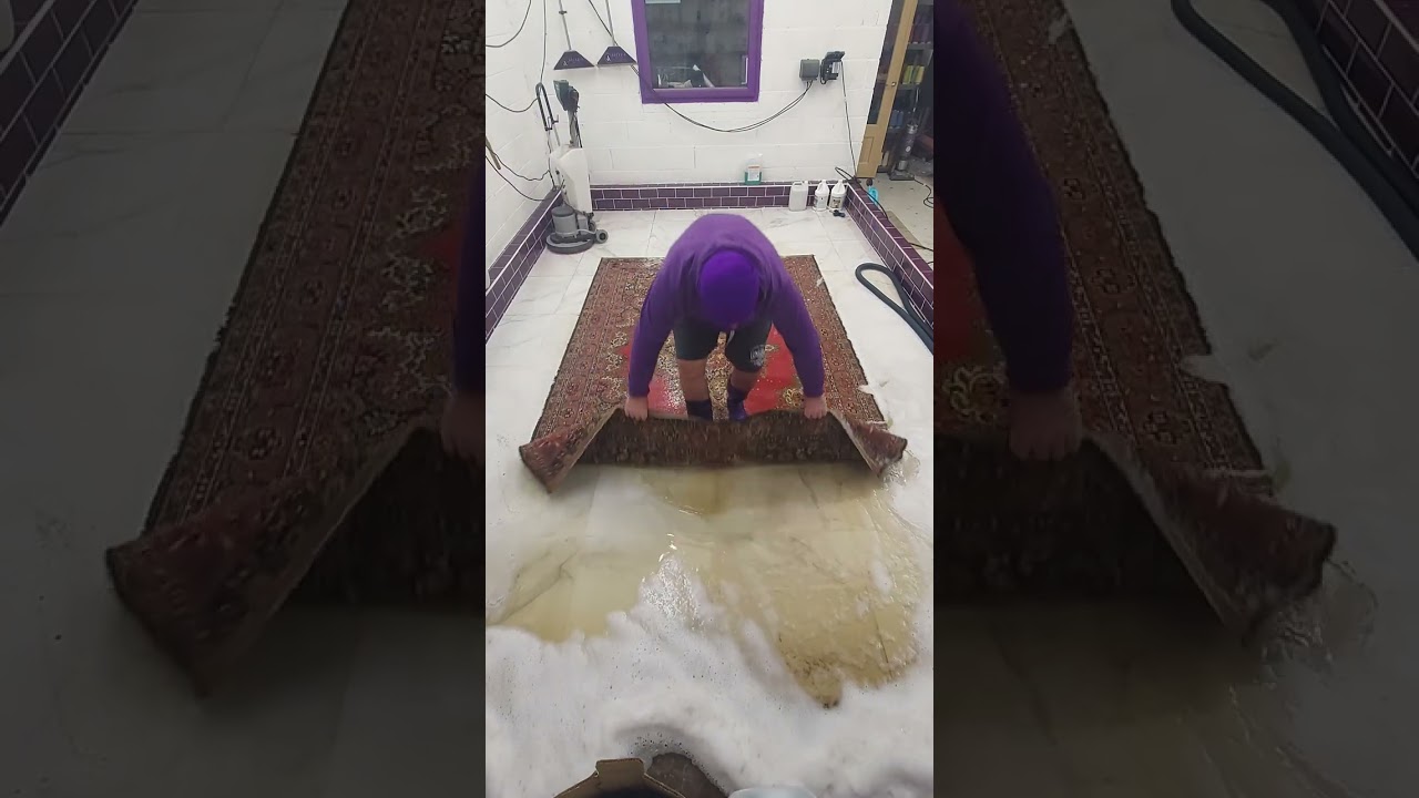 Very dirty Persian Machine made rug, the dirt just keeps coming. Carpet cleaning, ASMR relaxing.