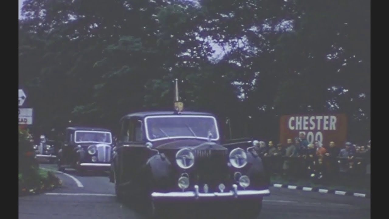 Queen at Ledsham station, little Sutton, 1957