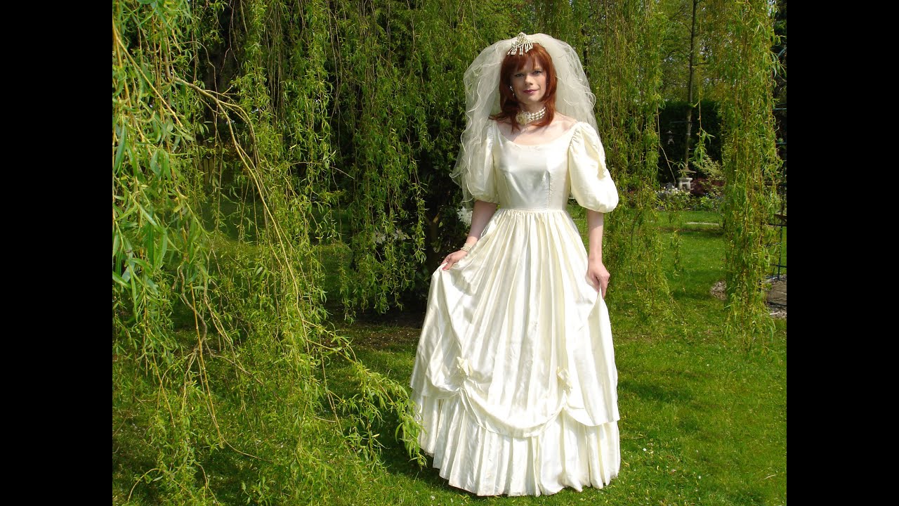 Isabel's Wedding Day