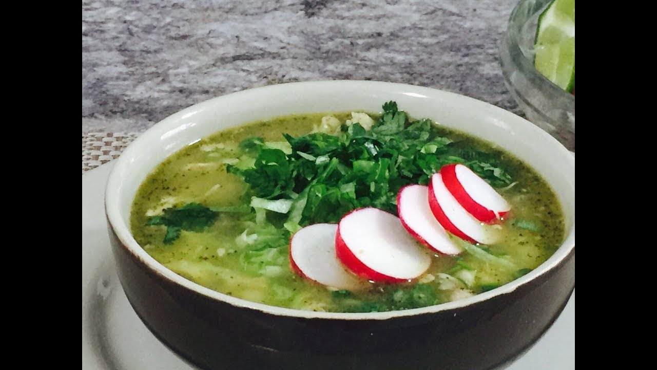 pozole verde de pollo