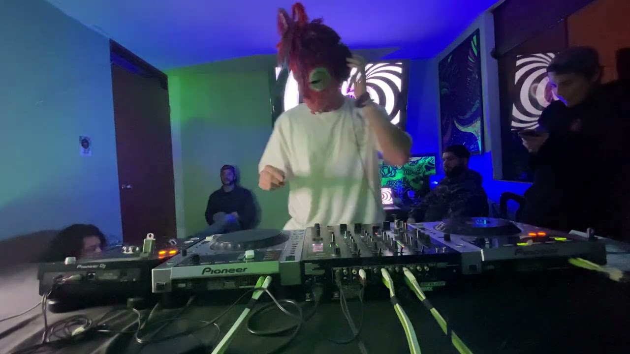 CLANDESTINE SESSION #40 RUQYAY WAYRA
