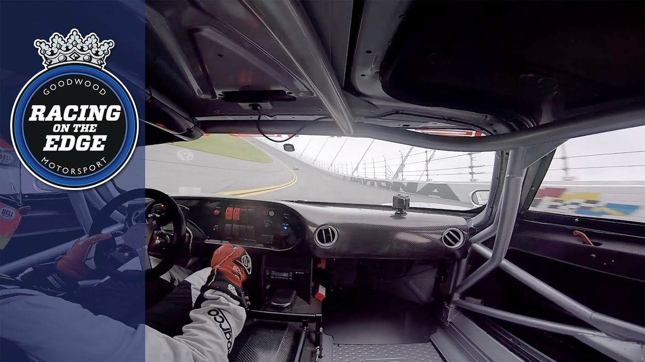 Onboard growling Ford GT Mk7 flies round Daytona