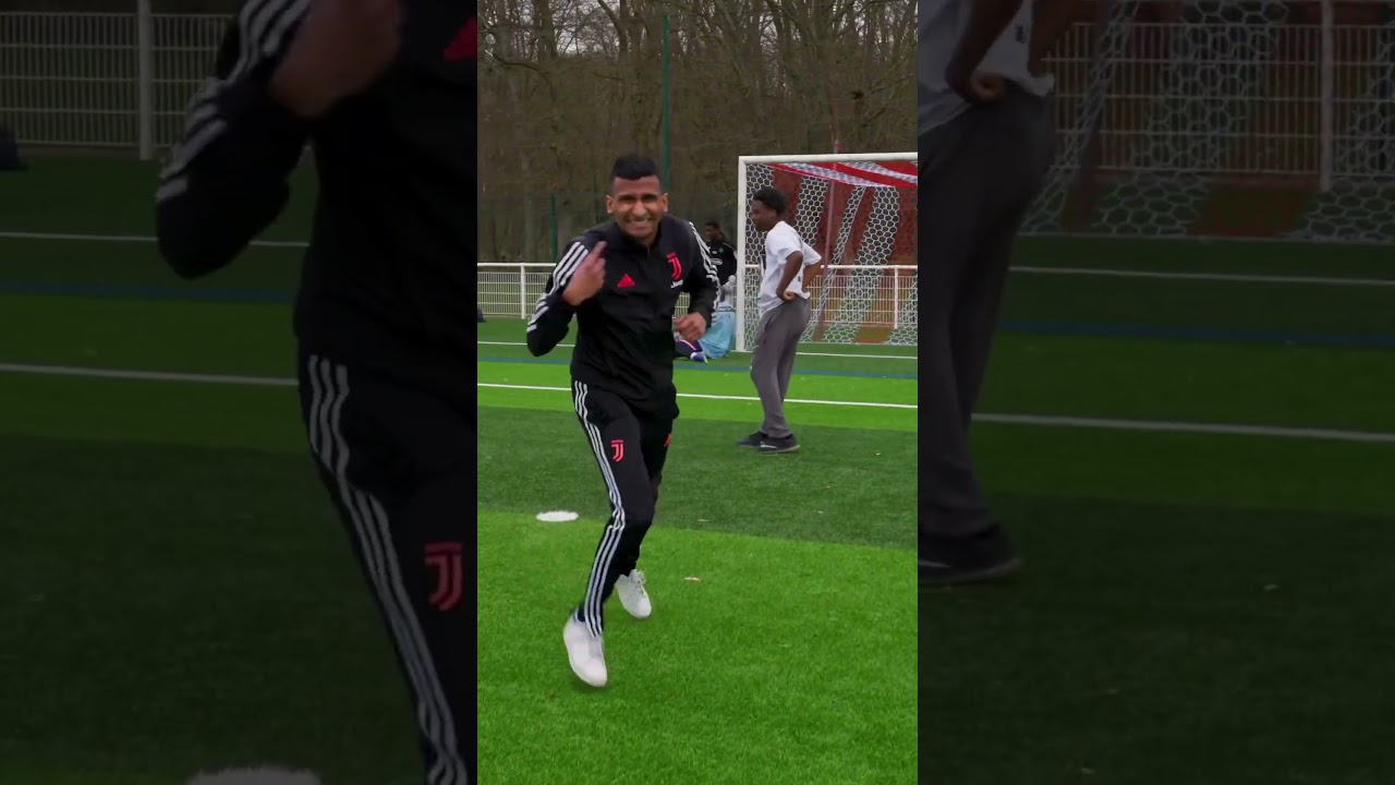 99 Dribbles ￼✅ #neymar #skills #foot #football #1v1 #mbappe #paris #soccer #jnk #tcheksplay #psg