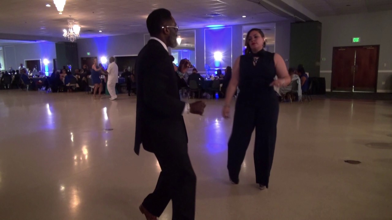 CHOC & SHUGA Steppin at Shades of Blue set 2017