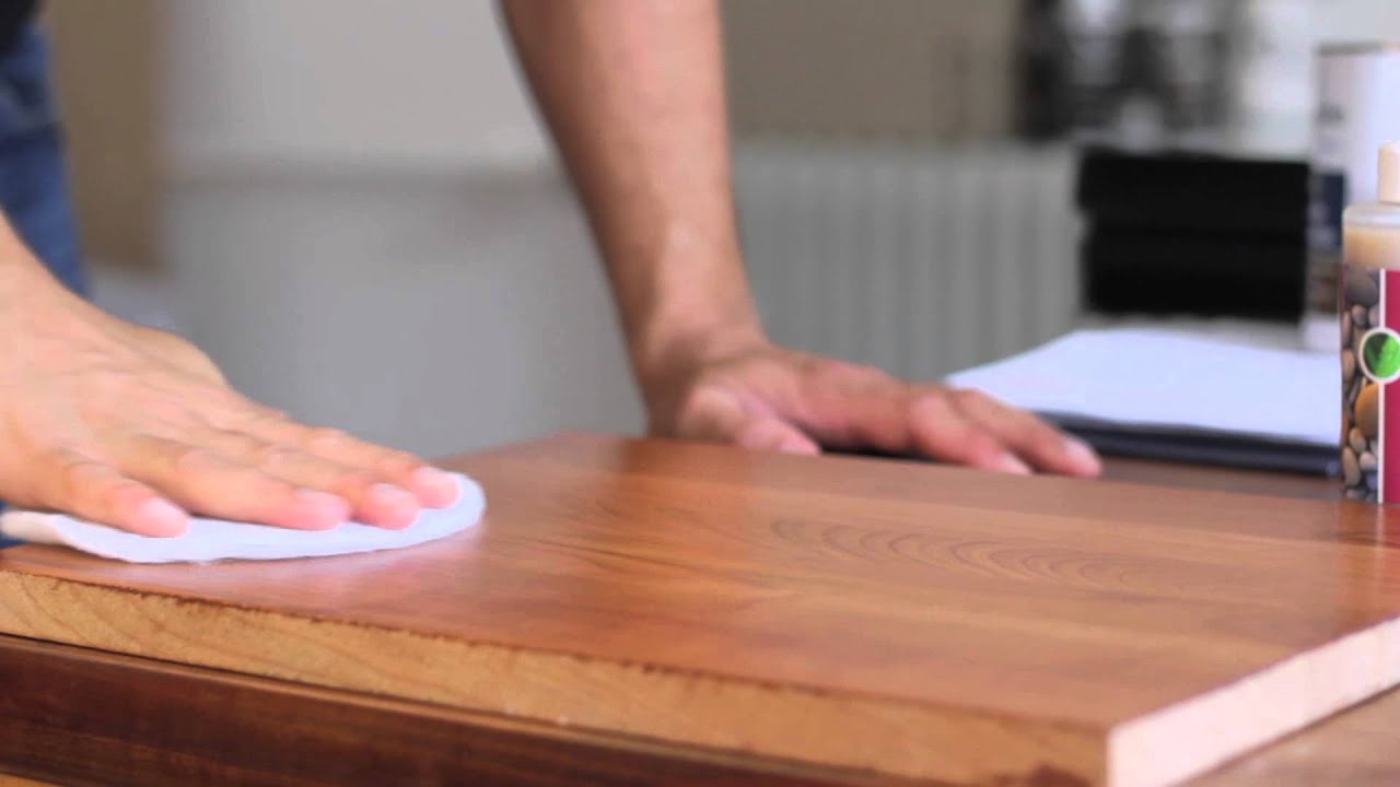 Legno interno - video su come applicare l'olio su mobili e superfici piane