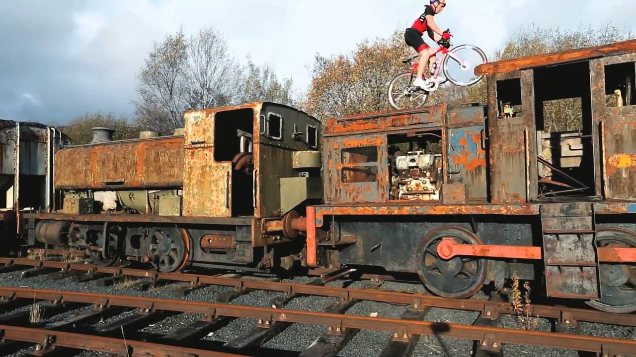 Danny MacAskill, Martyn Ashton and Chris Akrigg- Road Bike Party
