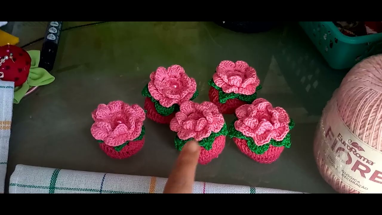 mostra capa de botão de fogão #crochet #panosdepratos @ShellyRodrigues