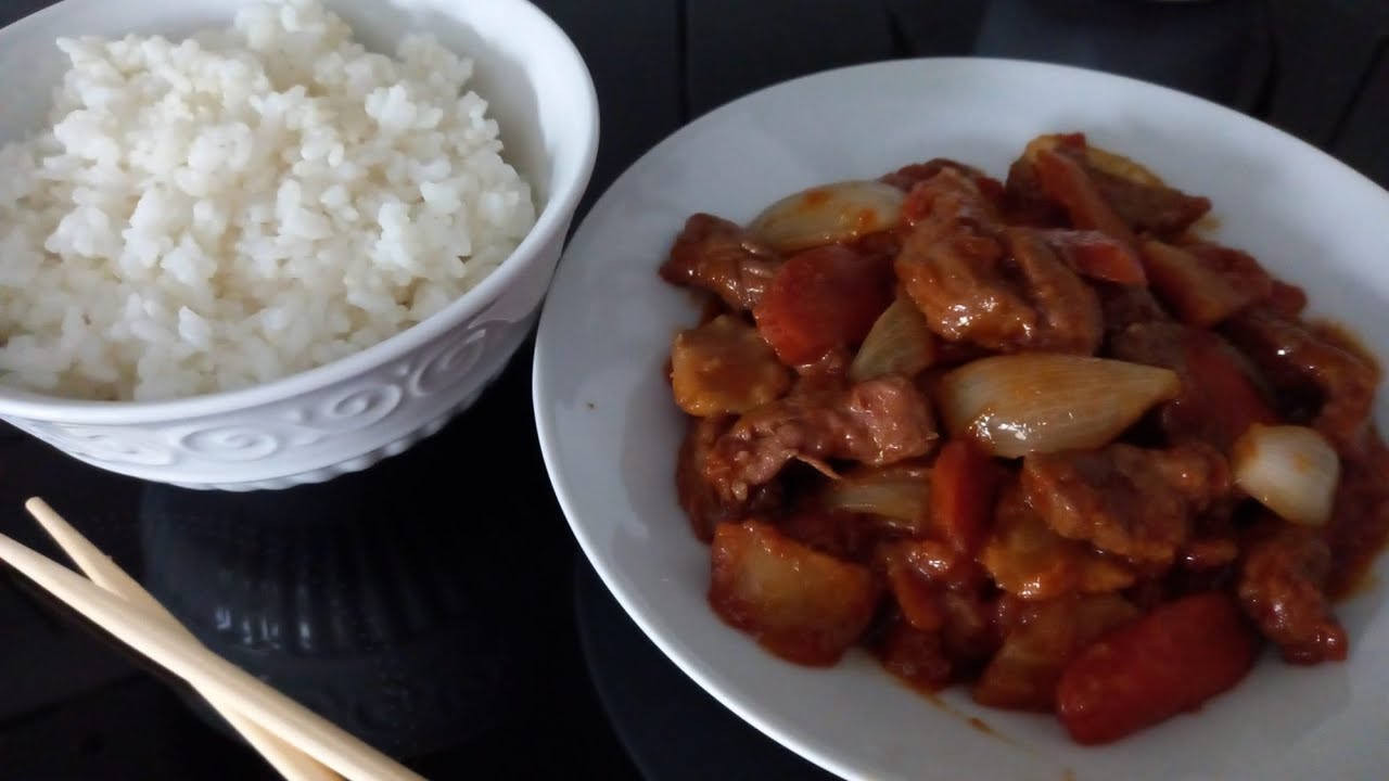 Riz accompagné de son bœuf en sauce et ses légumes 🍚🥓 أرز باللحم البقري في الصلصة والخضروات