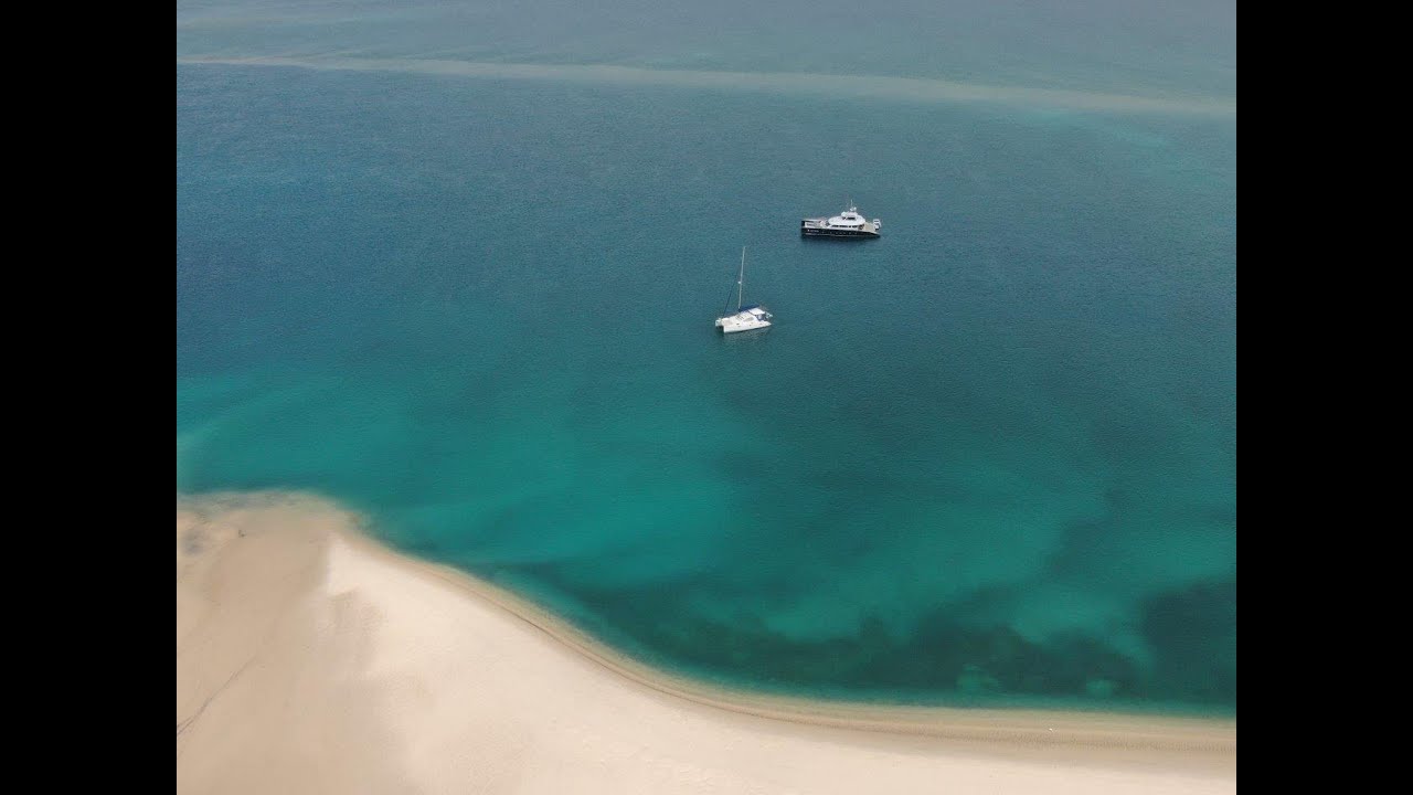 E02 - Inhassorro, Santa Carolina Island, Bazaruto Island and Benguerra Island , Mozambique