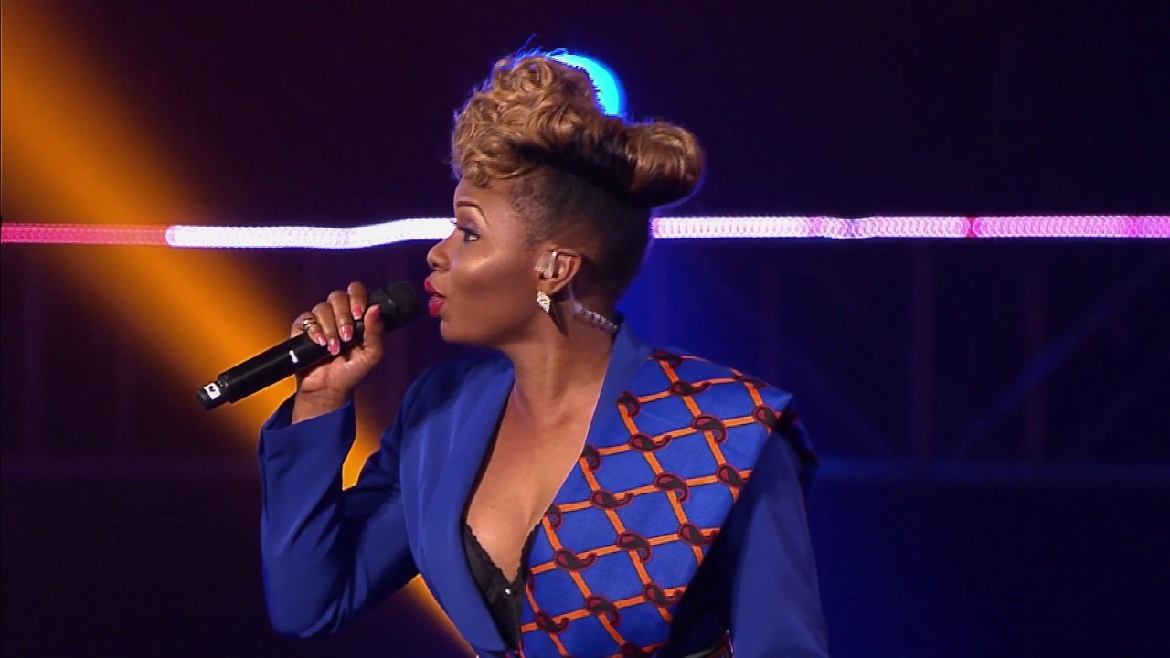 And the MTV Africa Music award winner for  Best Female artiste in Africa goes to ... Yemi Alade