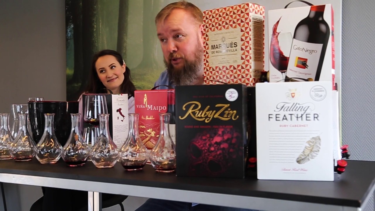 Testing top ten wines sold in Norway. (in norwegian)