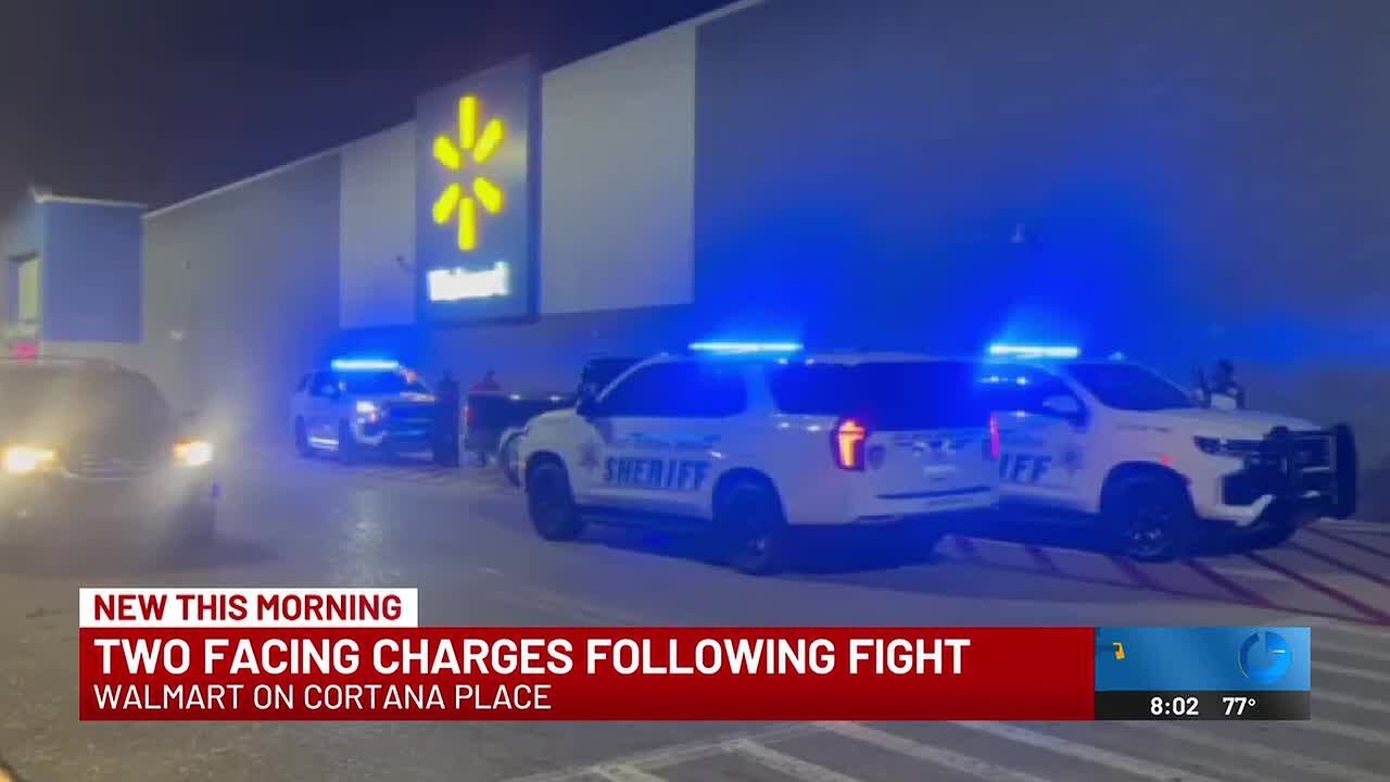 Драка в Walmart в Кортане привлекла крупные силы полиции