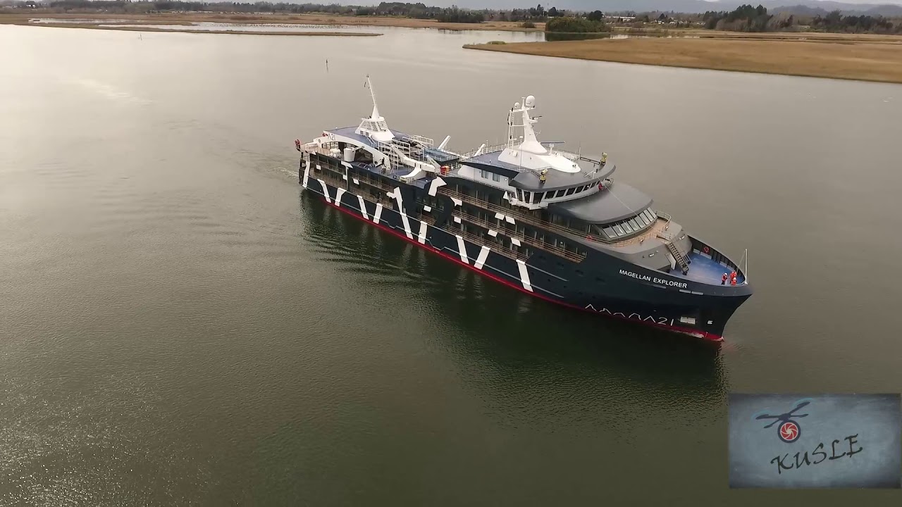 MAGELLAN EXPLORER - ASENAV NB 183