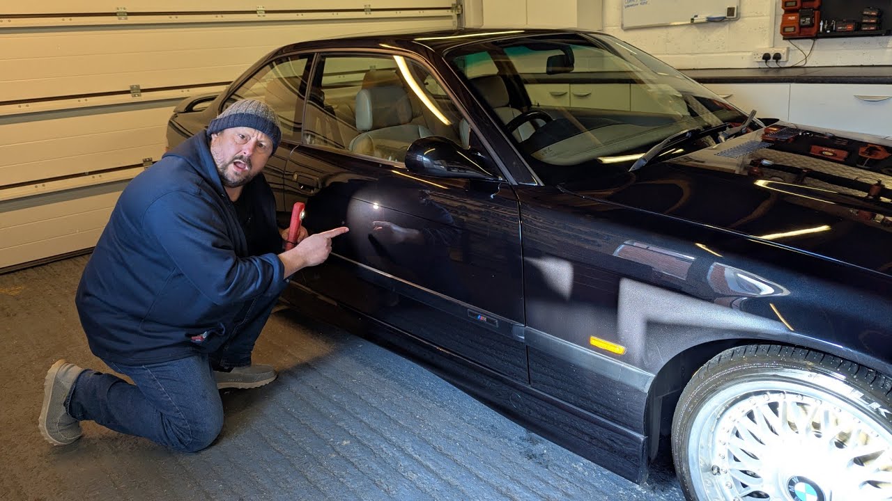 How Swirls on Cars Happen | Black Peril Plastered in Love Marks!