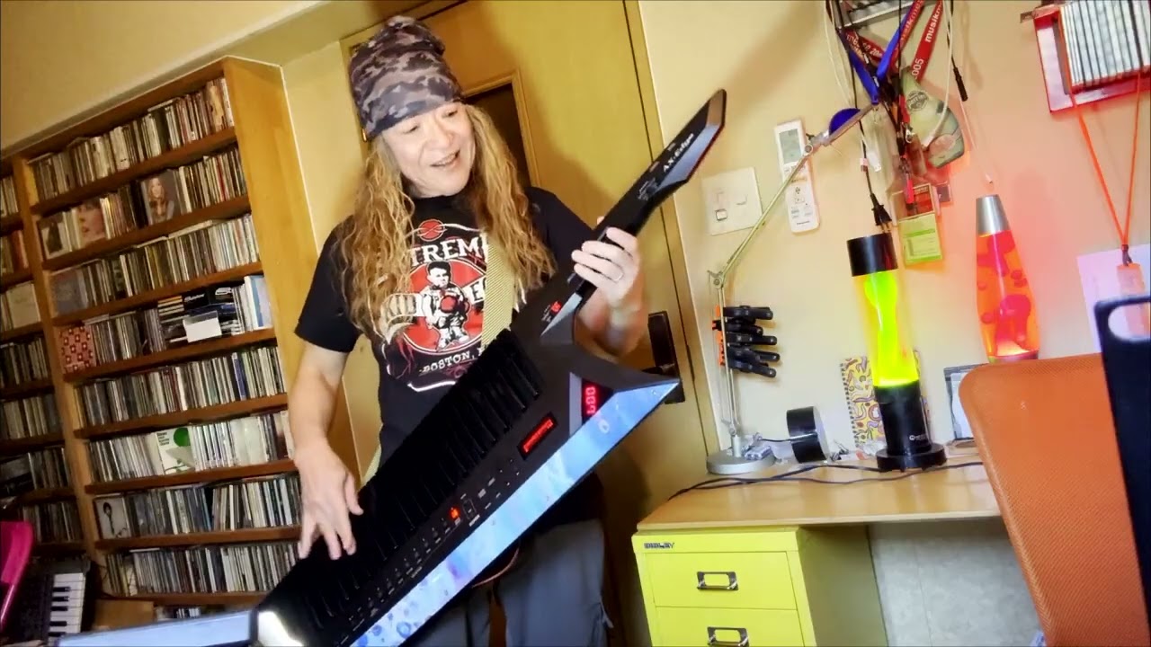 'Eruption' Van Halen cover on keytar AX Edge
