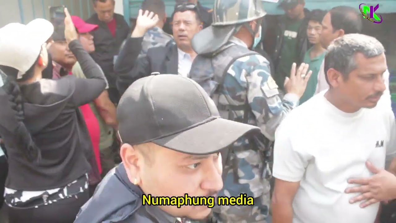 धरान-१५ सदन स्कुल मतदानपरिसरमा भएको सामान्य हुल्दुङ