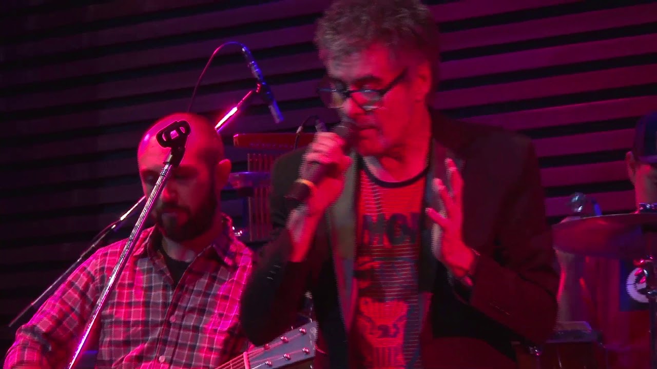 “Trigal” (Sandro) por Fena Della Maggiora en vivo en La Cúpula, CCK