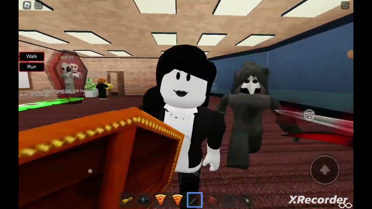 Roblox The Horror Mansion With All Old Updates: This video gets more chaotic the longer you watch it