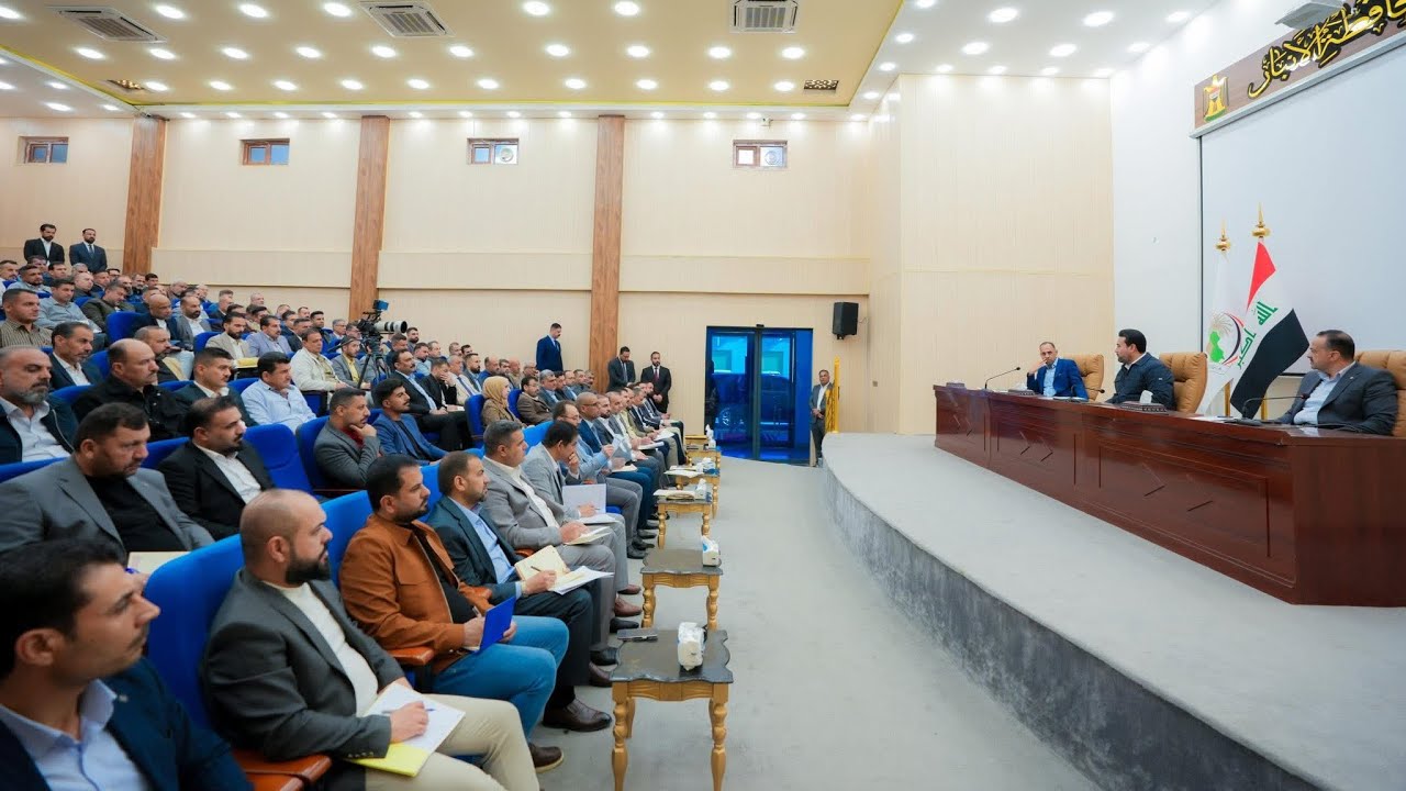 محافظ الأنبار يترأس اجتماع دوائر المهندس المقيم لمتابعة تنفيذ مشاريع المحافظة