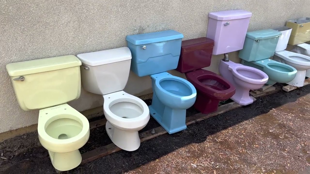 Смываю еще больше унитаза!