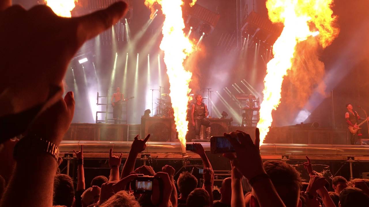Rammstein - Du Hast live Rock in Vienna 2016 Full song (HQ)
