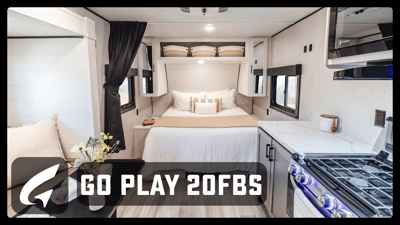 Wayfinder RV Go Play 20FBS — идеальный компактный автодом для пар