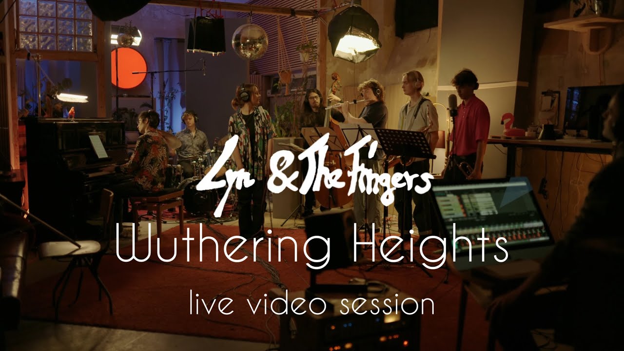 Wuthering Heights - Kate Bush (Jazzcover by Lyn&TheFingers)