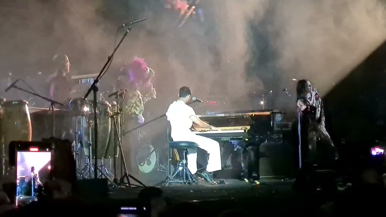 רד בנד תמיר גרינברג ונינט טייב - Love On The Brain