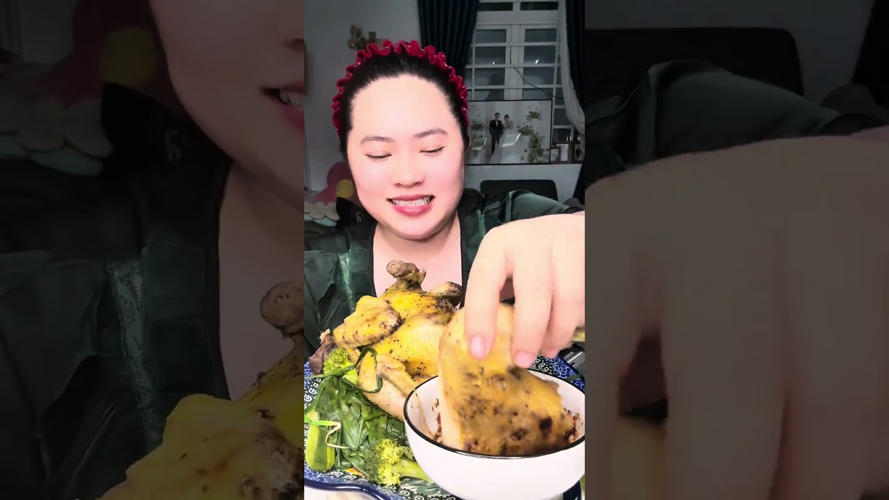 GÀ HẤP HÀNH CÙNG EM NHA